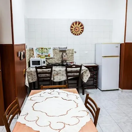 Casa Vacanza Marcellino Napoli Esterno foto